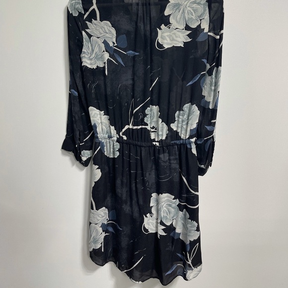 Aritzia - Babaton Bennett Dress - Black with Flower Print - Size XS - Picture 5 of 6